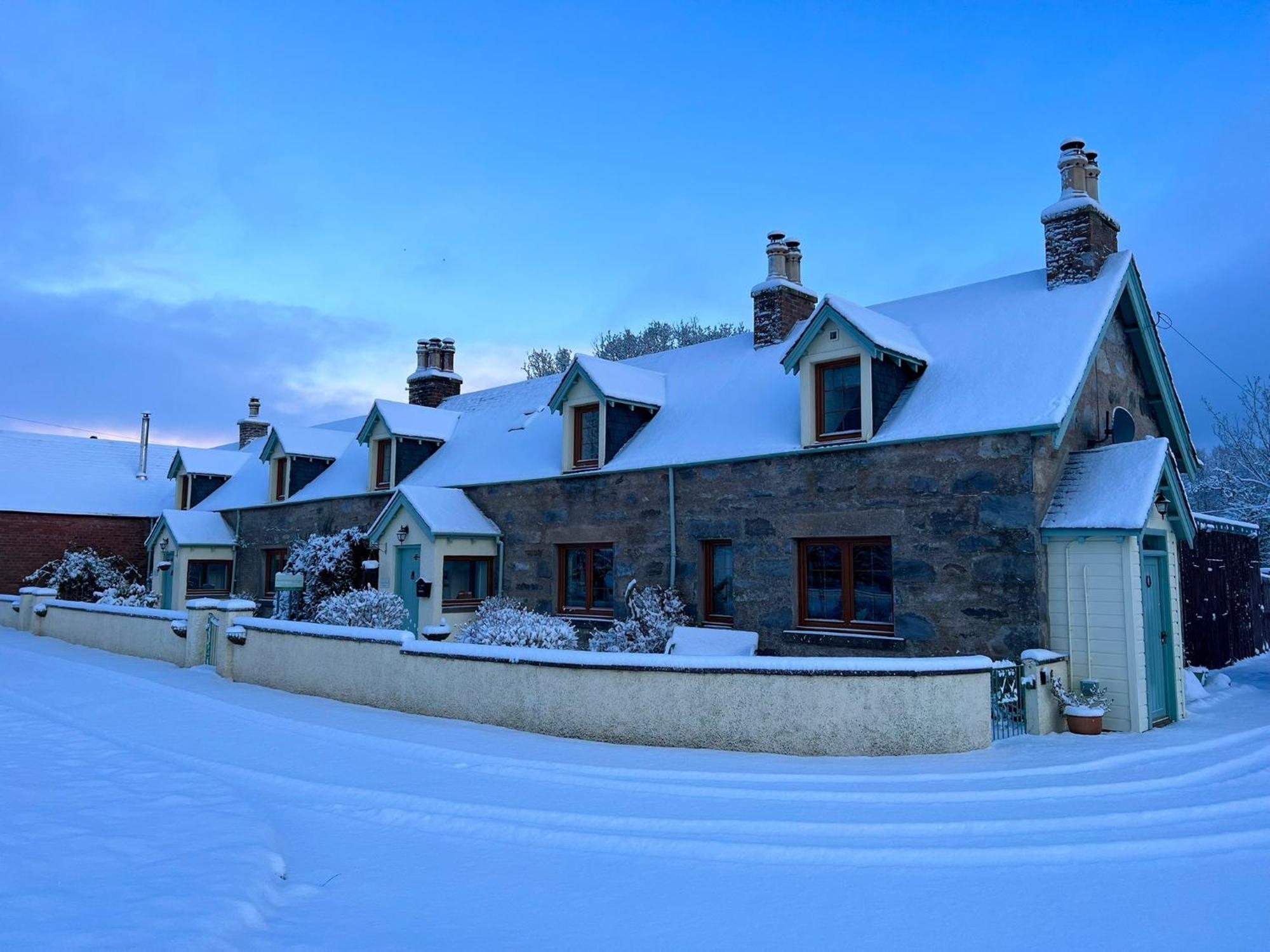Rosemount Bothy - Highland Cottage 가르베 외부 사진